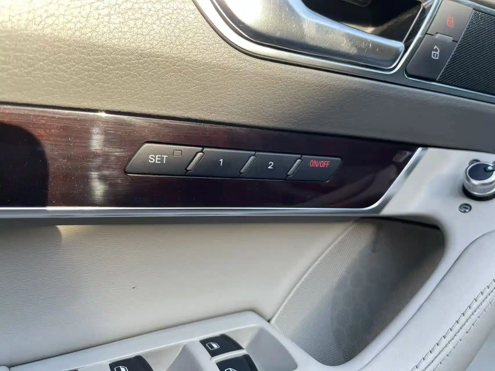 صورة 18 - Audi A6L
