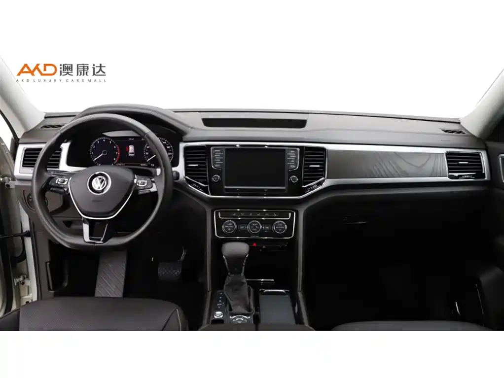 Volkswagen Teramont 2017 530 V6 4WD Flagship Edition фото 5