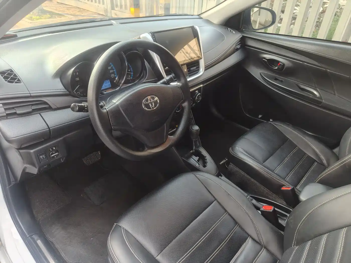 Toyota YARiS L Zhi Xuan 2019 1.5E CVT MeiDong Edition China VI фото 6