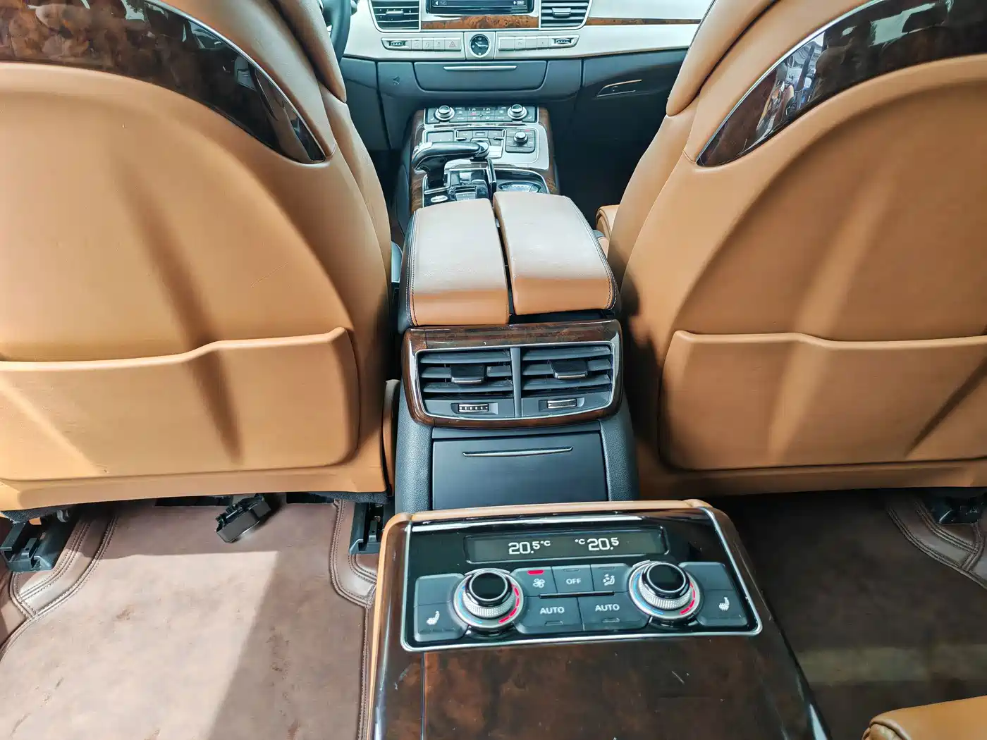 Audi A8 2017 A8L 45 TFSI quattro Excellence Pioneer Edition фото 8