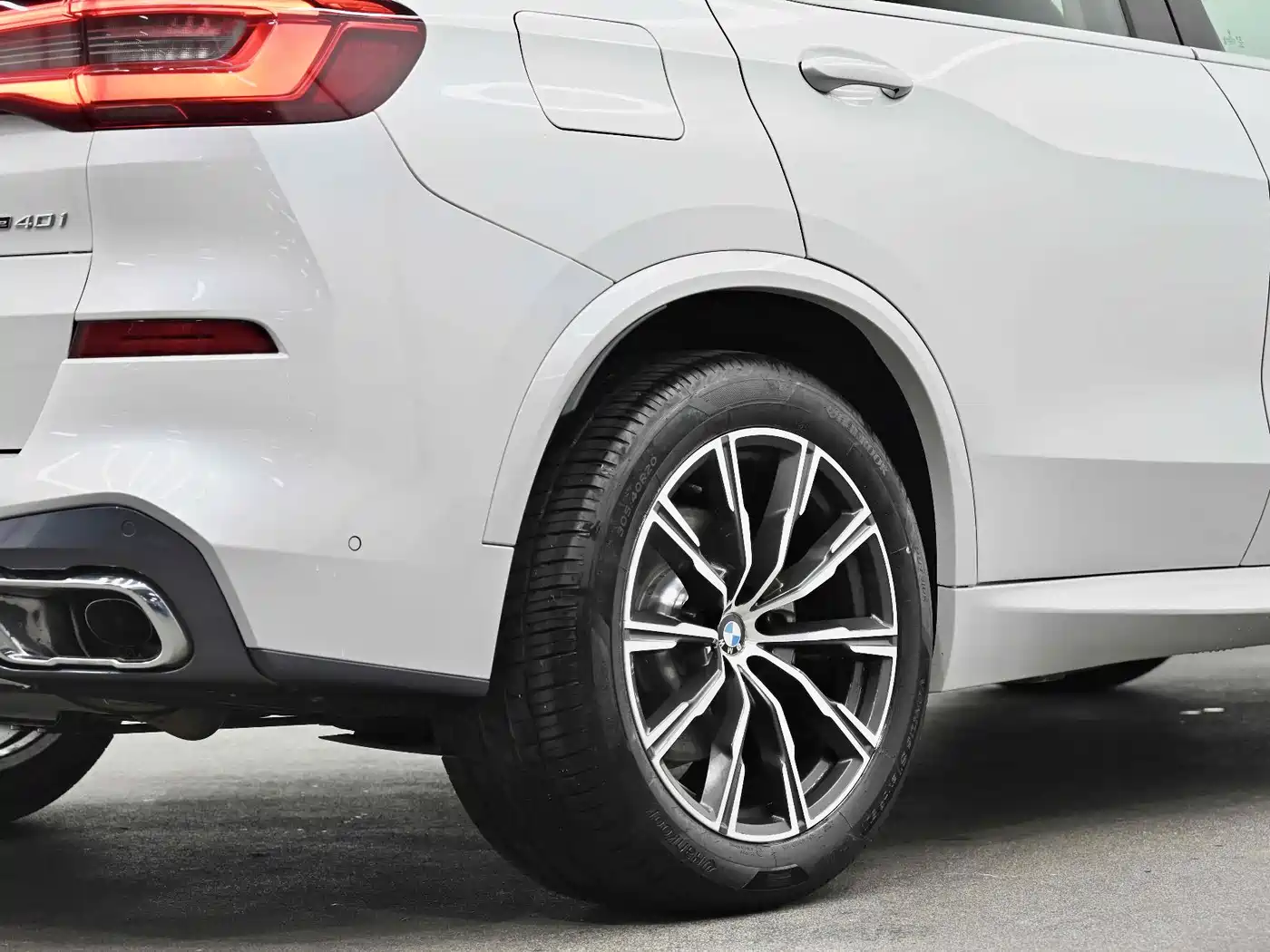 BMW X5 (Import) 2019 xDrive40i M Sport Package фото 23