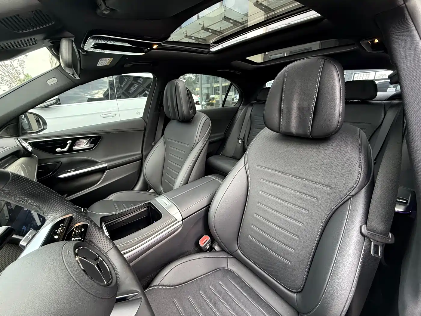 Mercedes-Benz C-Class 2024 Facelift C 260 L Sport фото 21