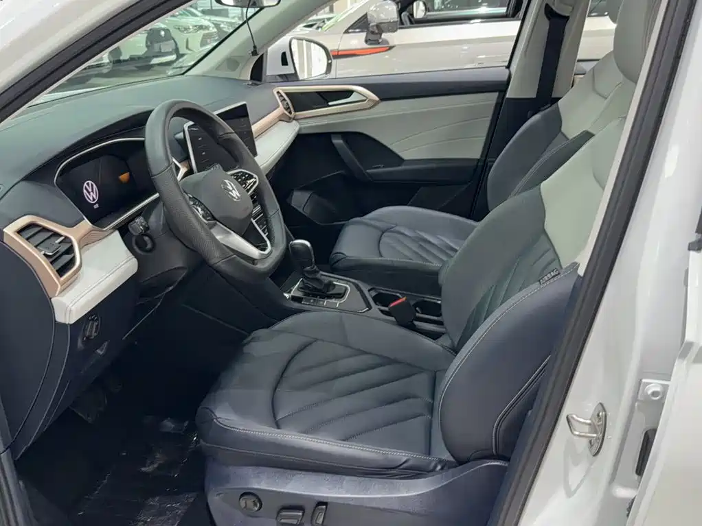 Volkswagen Tharu, миниатюра 12