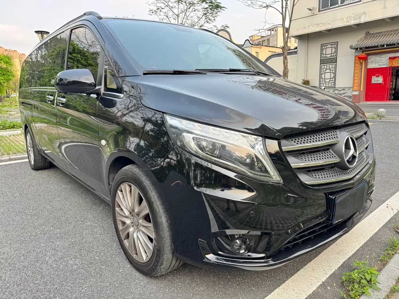 Mercedes-Benz Vito 2018 2.0T Elite Edition 7-seater China VI фото 3