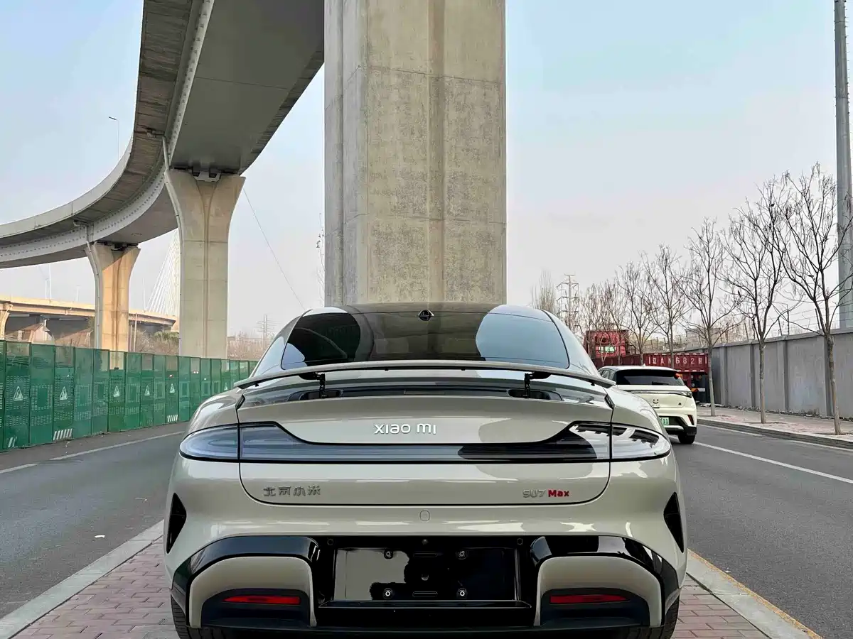 XIAOMI CAR XIAOMI SU7