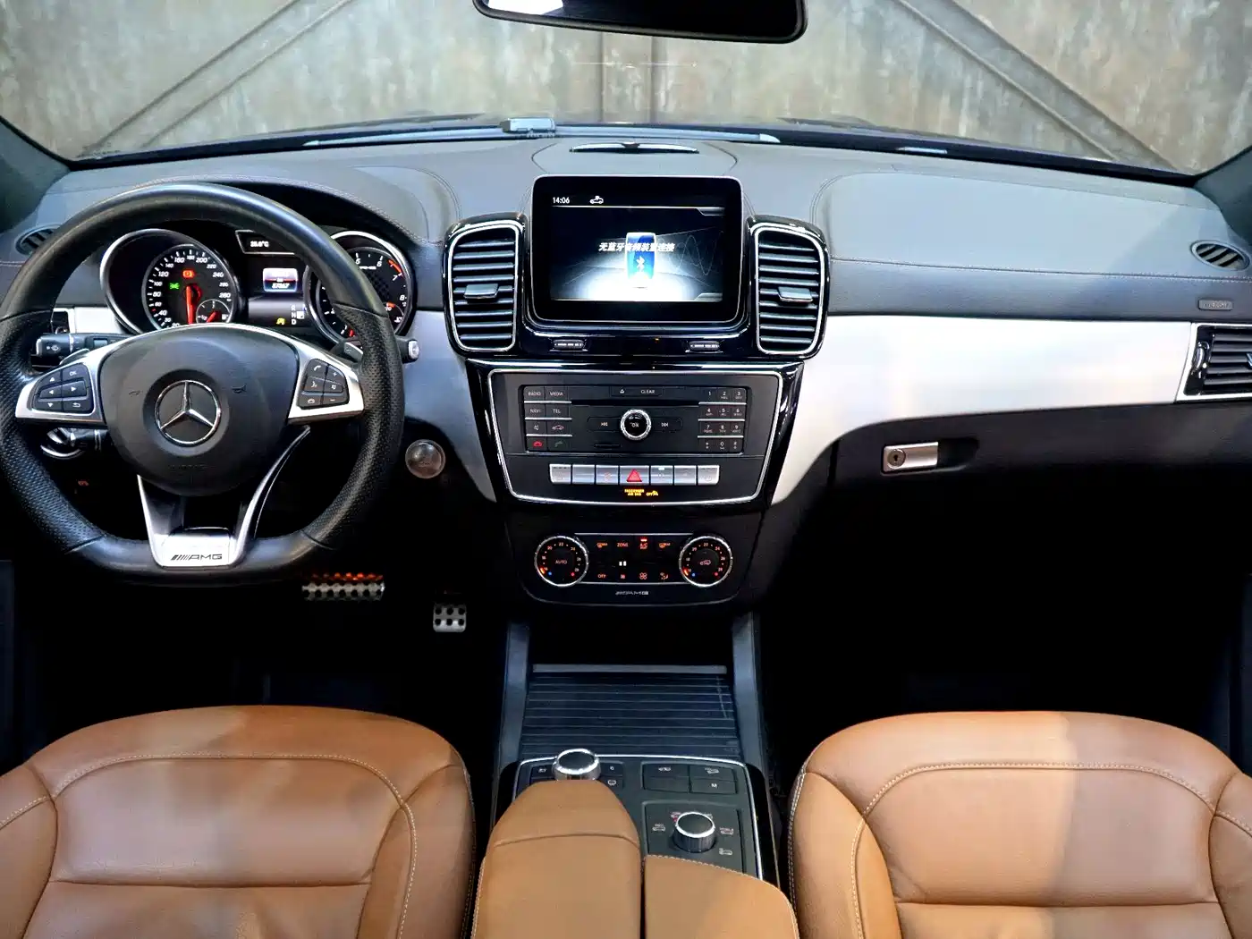 Mercedes-Benz GLE AMG 2017 AMG GLE 43 4MATIC фото 11