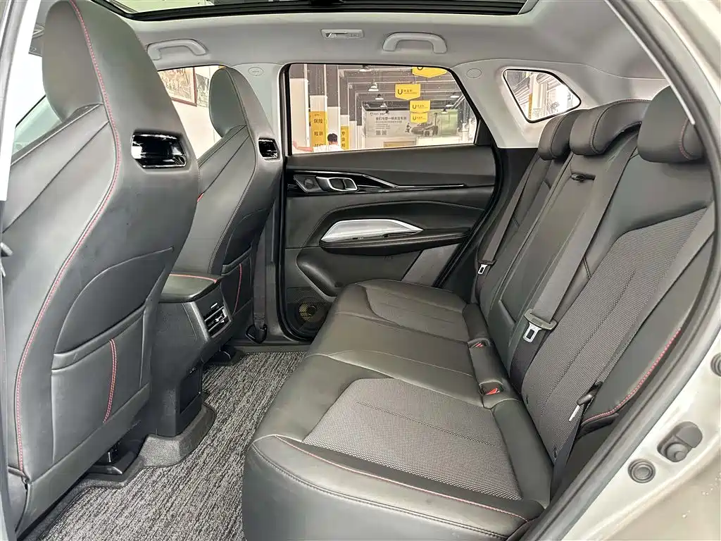 CHANGAN CHANGAN AUCHAN Z6