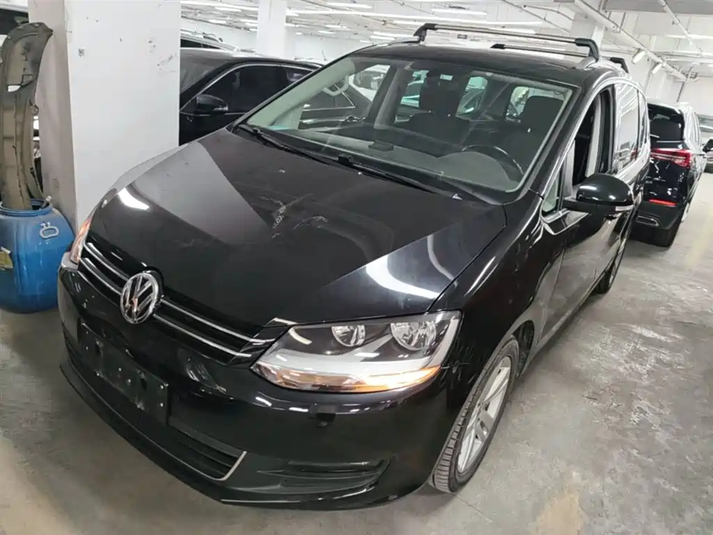 Volkswagen Sharan 2018 380TSI Comfort 7-Seater фото 2