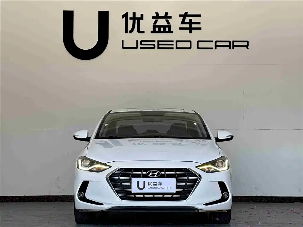 Hyundai Elantra 2019 1.5L CVT Smart Elite фото 2