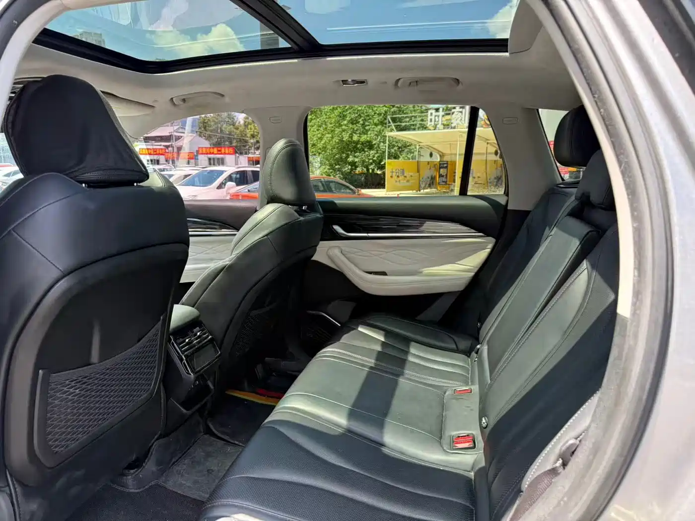 Geely Monjaro 2023 2023 2.0TD High-power Automatic 2WD Flagship