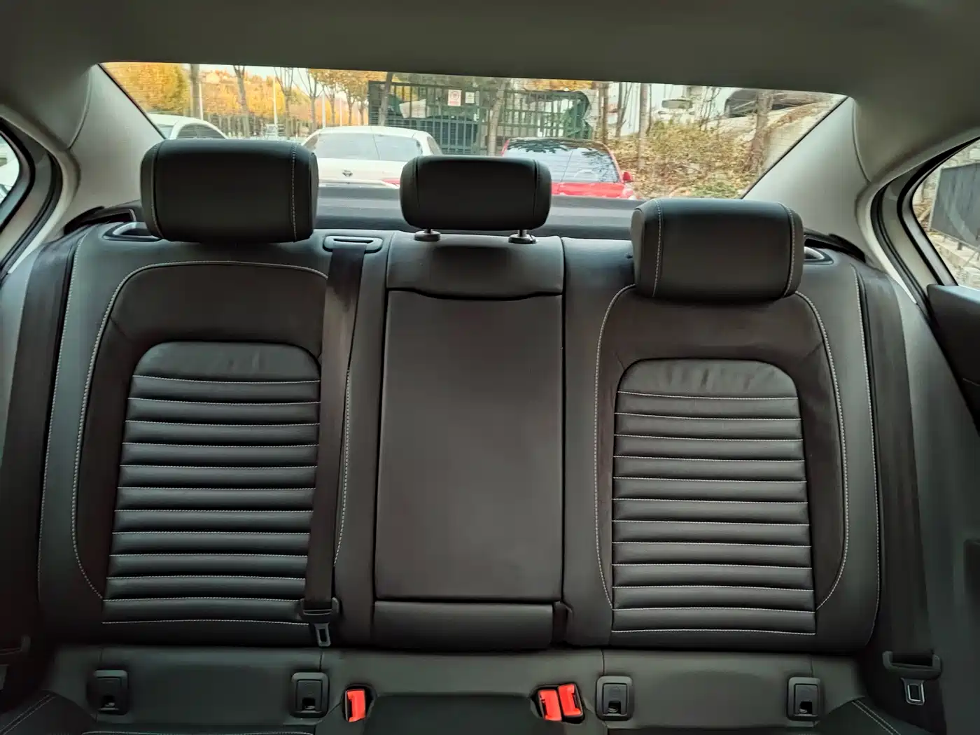 Volkswagen Magotan 2020 330TSI DSG Leading фото 8