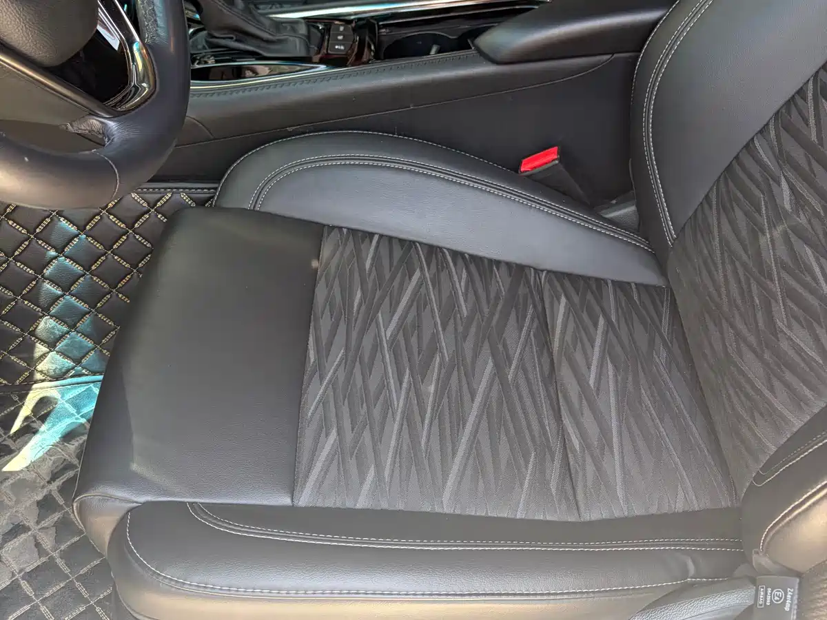 Cadillac ATS-L 2017 28T Technology фото 11