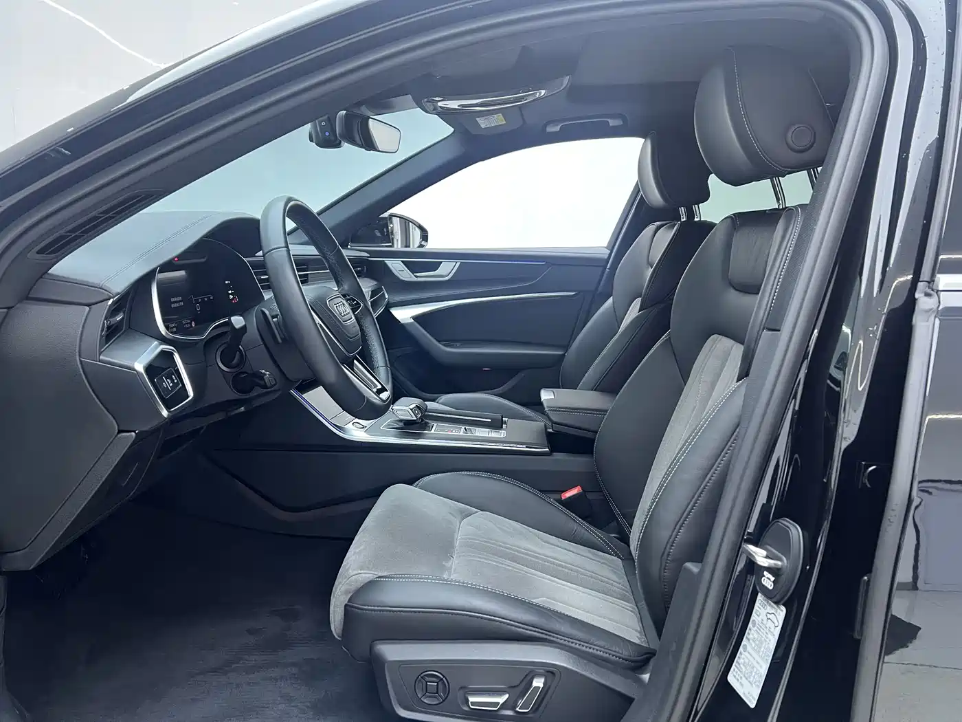 Audi A6L 2024 45 TFSI quattro Premium Dynamic фото 22