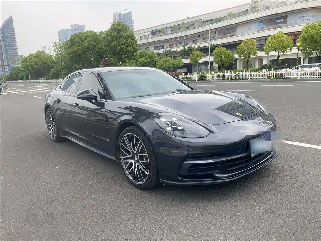 Porsche Panamera 2017 Panamera 3.0T фото 4