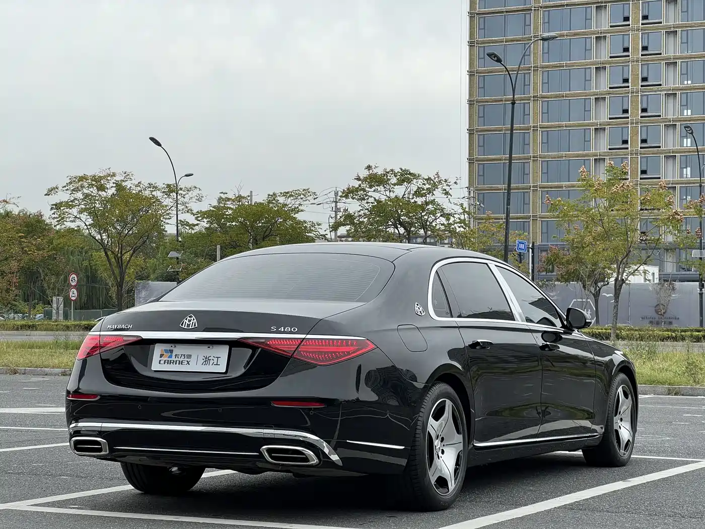 Mercedes-Benz Maybach S-Class 2025 Model S 480 4MATIC фото 5