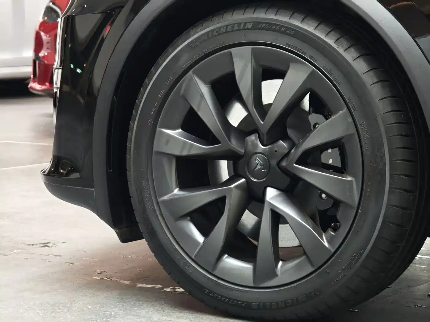 Tesla Model X 2023 Dual Motor All-Wheel Drive Edition фото 20