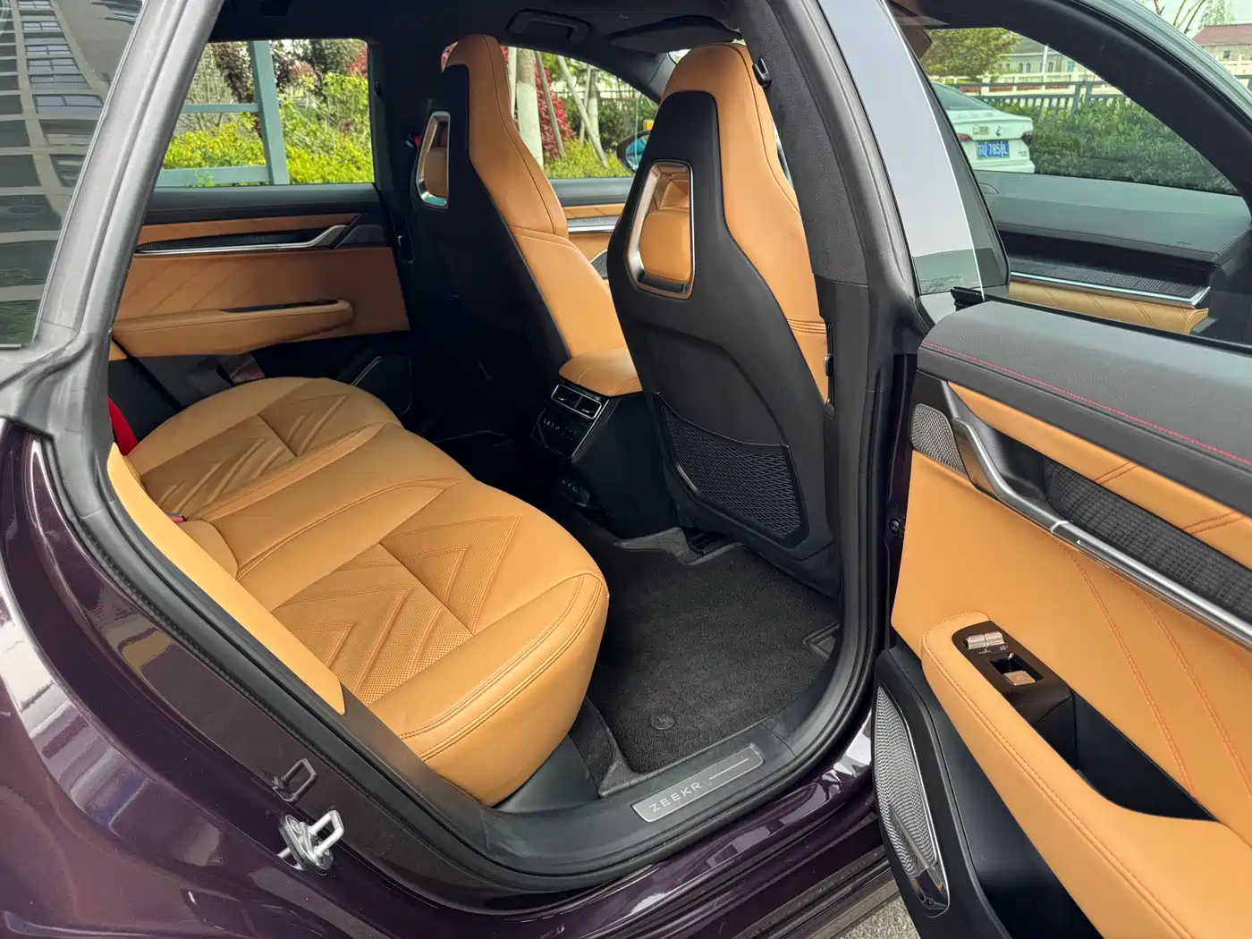 ZEEKR EXTREME KRYPTON 001