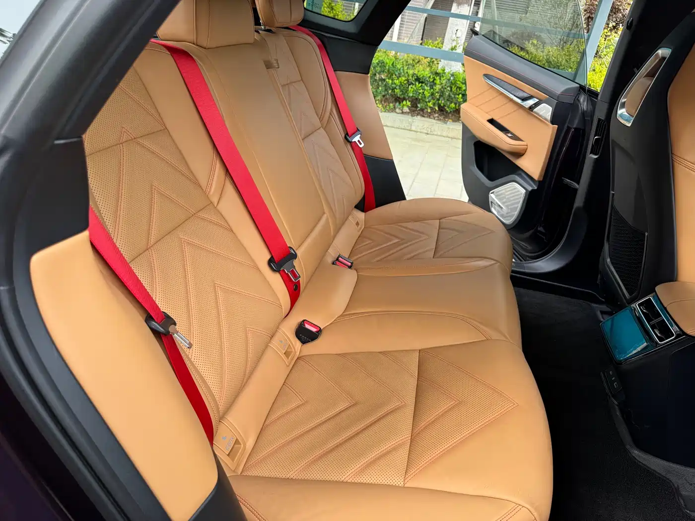 ZEEKR EXTREME KRYPTON 001