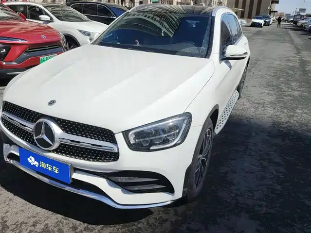 MERCEDES-BENZ GLC