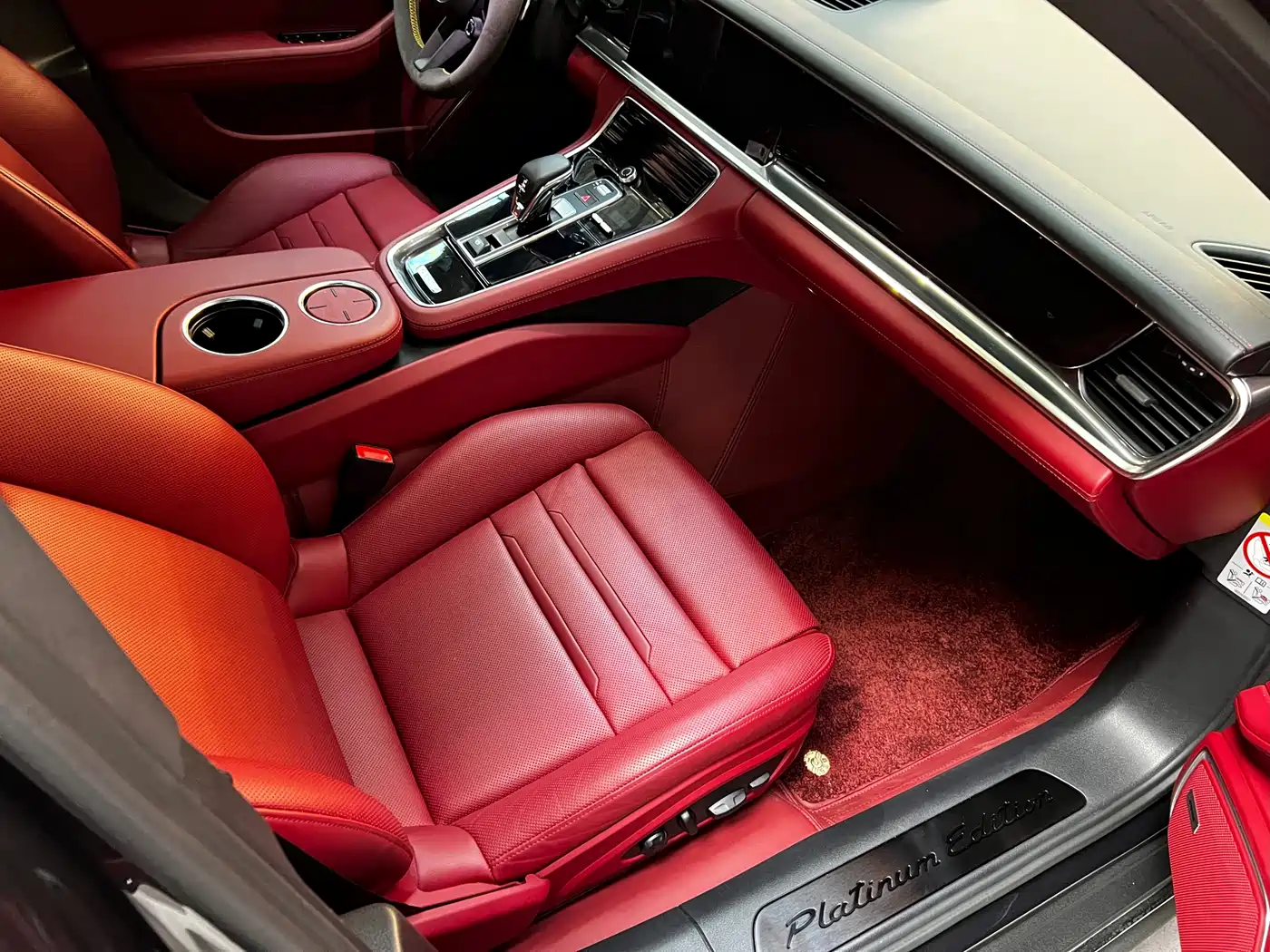 Porsche Panamera 2023 Panamera Executive Long Wheelbase Platinum Edition 2.9T фото 16