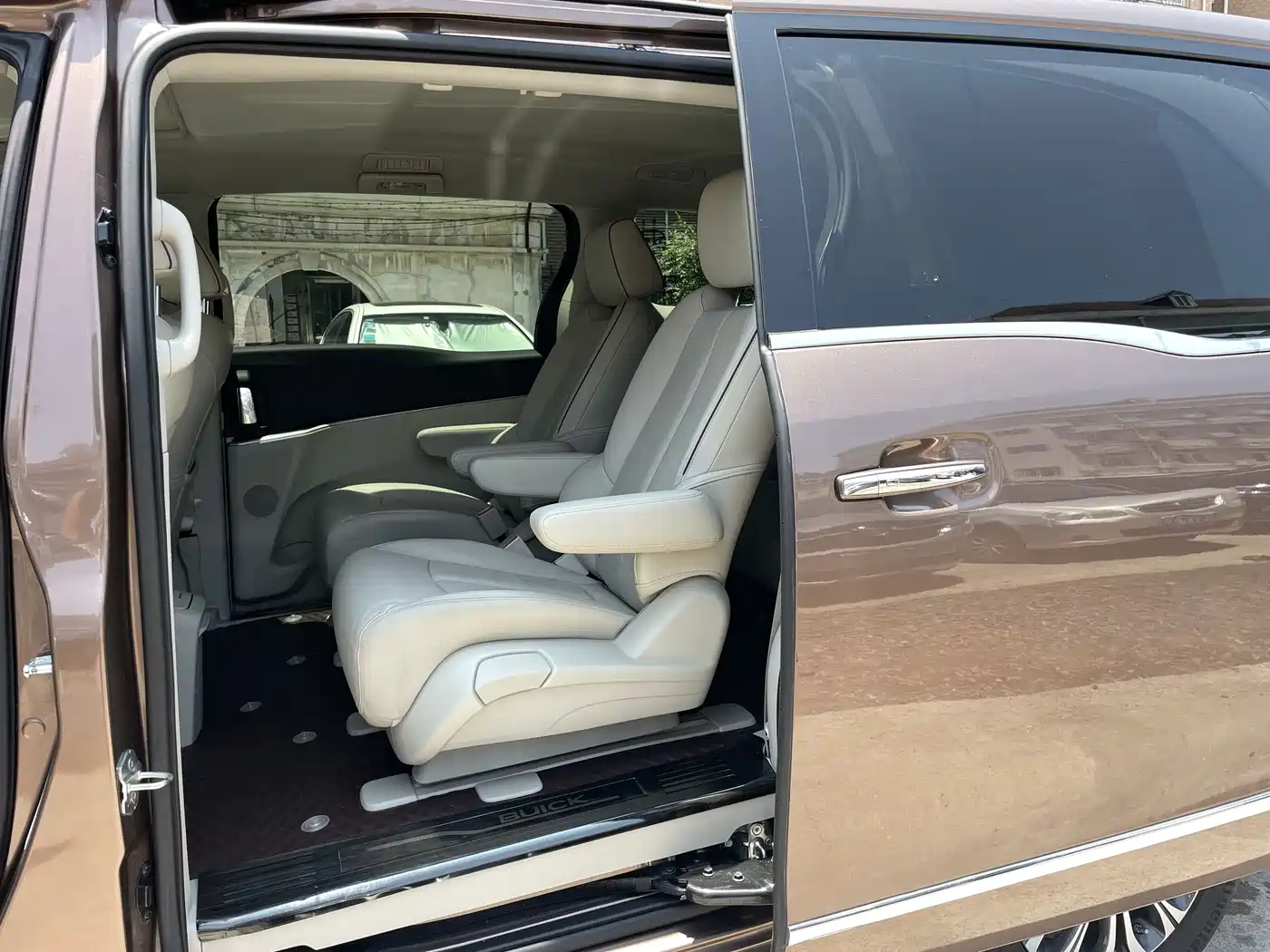 Buick GL8 2020 Model Land Business Class 652T Luxury фото 18