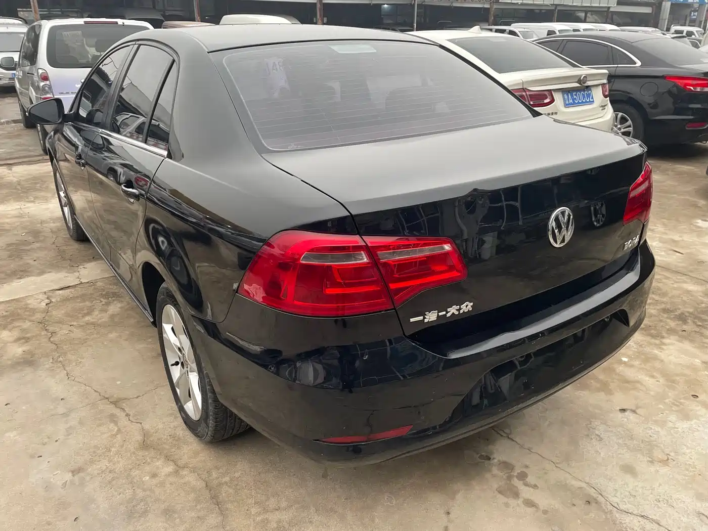 Volkswagen Bora 2015 Quality Edition 1.6L Automatic Comfort фото 8