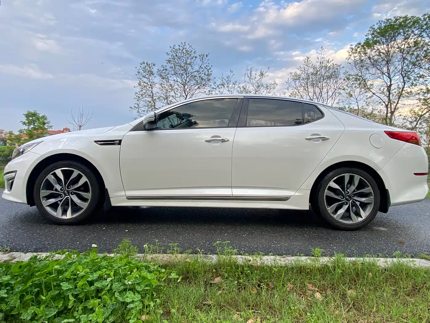 Kia K5 2015 2.0L Automatic LUX фото 4