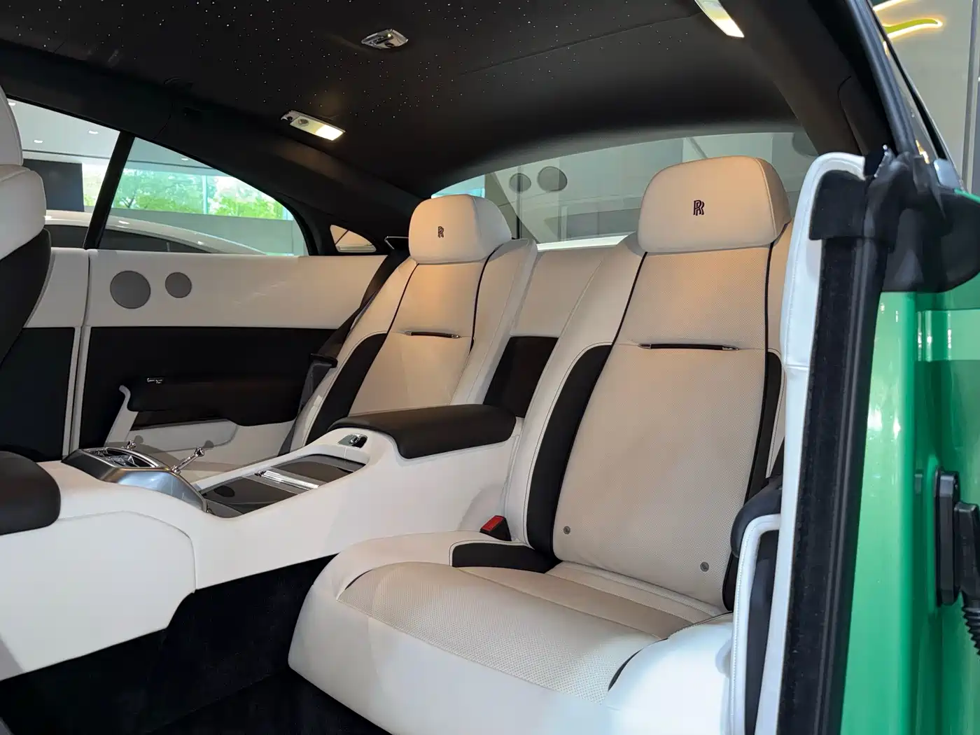 Photo 15 - Rolls-Royce Wraith
