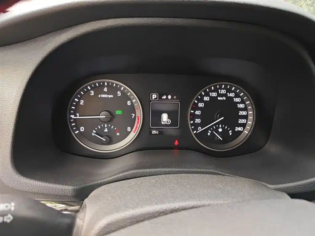 Hyundai Tucson 2015 1.6T Dual Clutch 2WD Smart фото 4