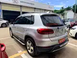 صورة 12 - Volkswagen Tiguan