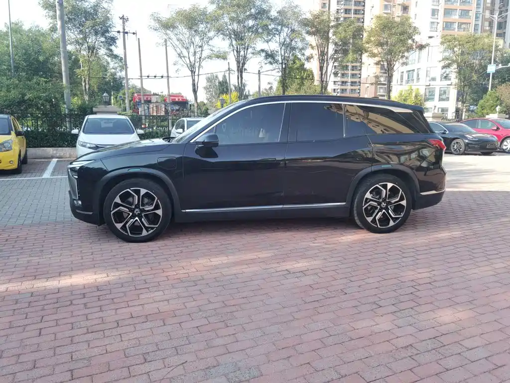 Фото 5 - NIO ES8