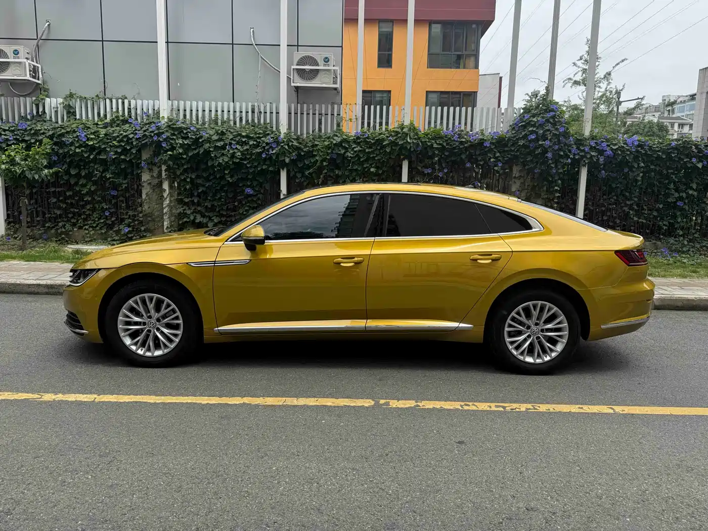 Volkswagen FAW-Volkswagen CC 2019 330TSI Charm Edition China VI фото 12