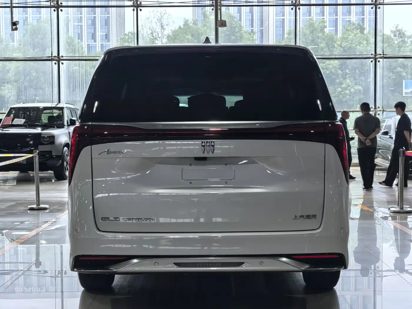 Buick Century 2025 2.0T 6-Seater World Edition фото 23