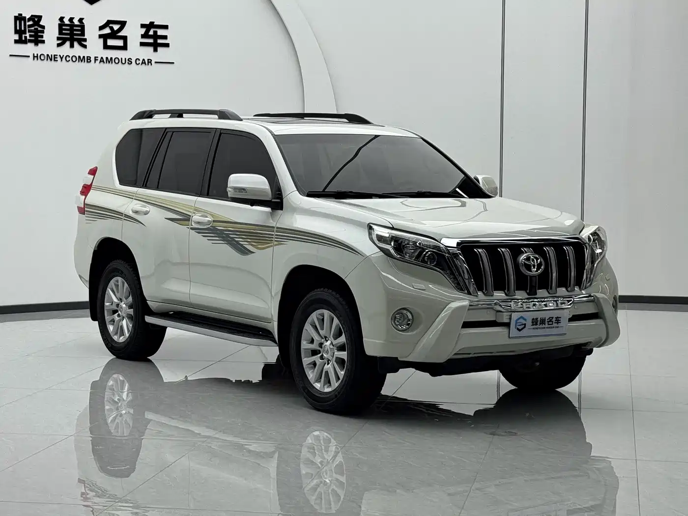 Toyota Prado 2016 3.5L Auto VX NAVI фото 3