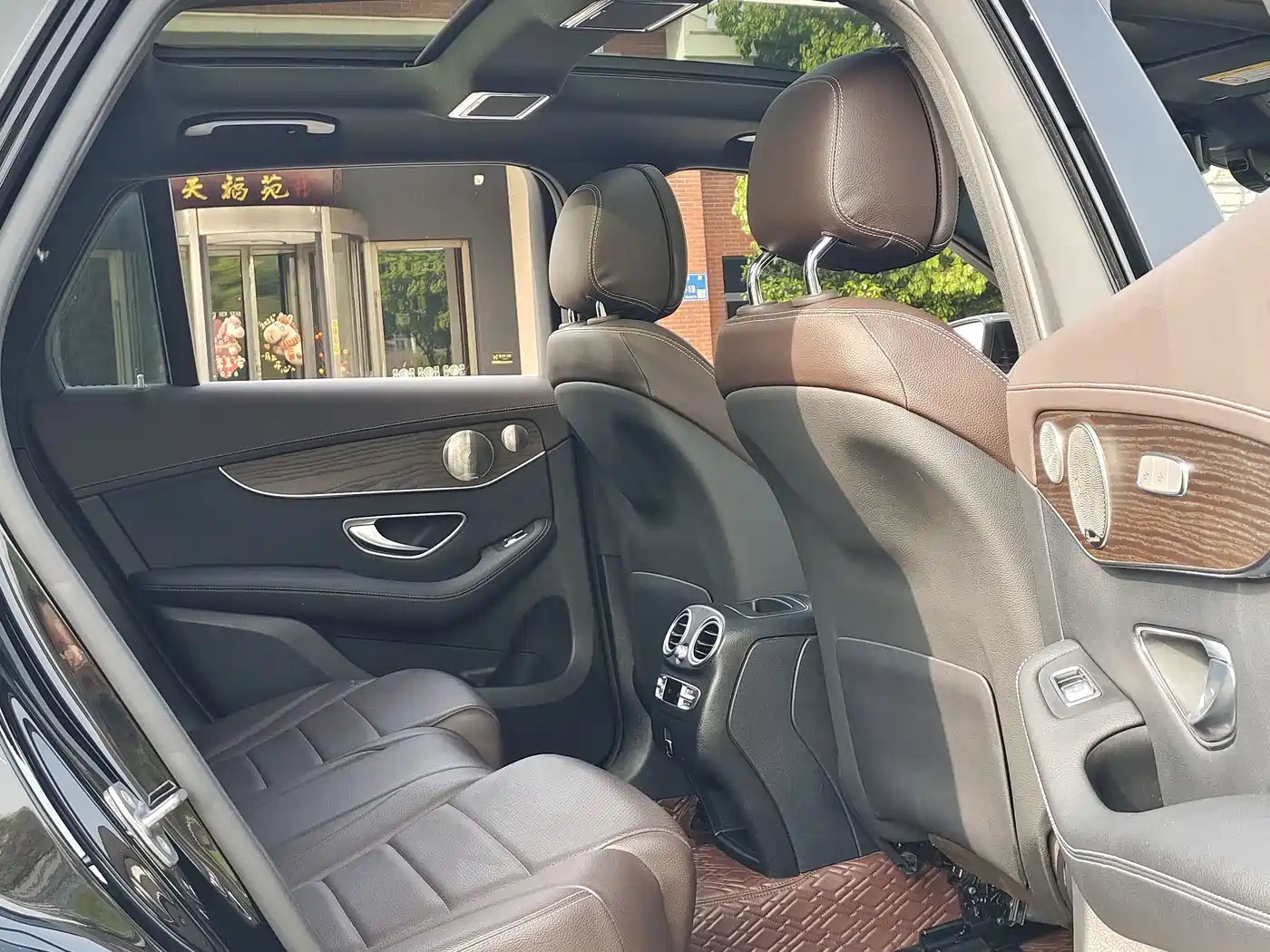 Mercedes-Benz GLC 2022 Model GLC 300 L 4MATIC Dynamic Edition фото 14