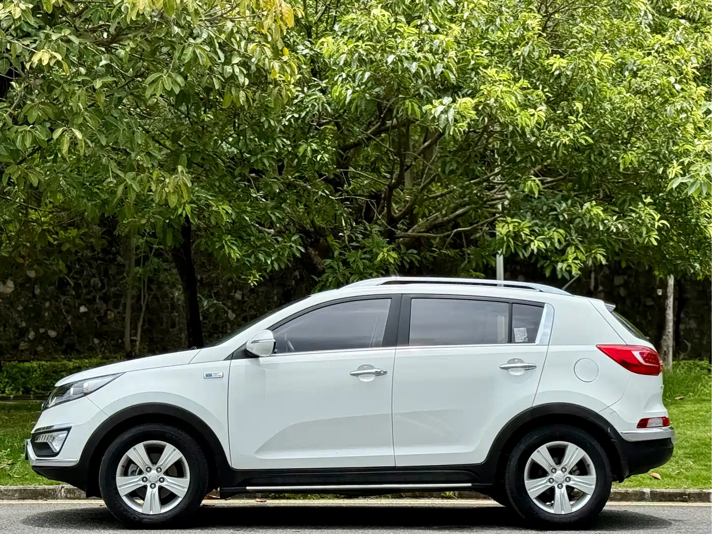 Kia Sportage 2014 2.0L Automatic 2WD GLS фото 5