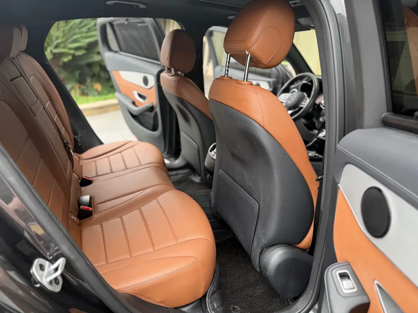 Mercedes-Benz GLC Coupe 2020 GLC 260 4MATIC Coupe SUV фото 6