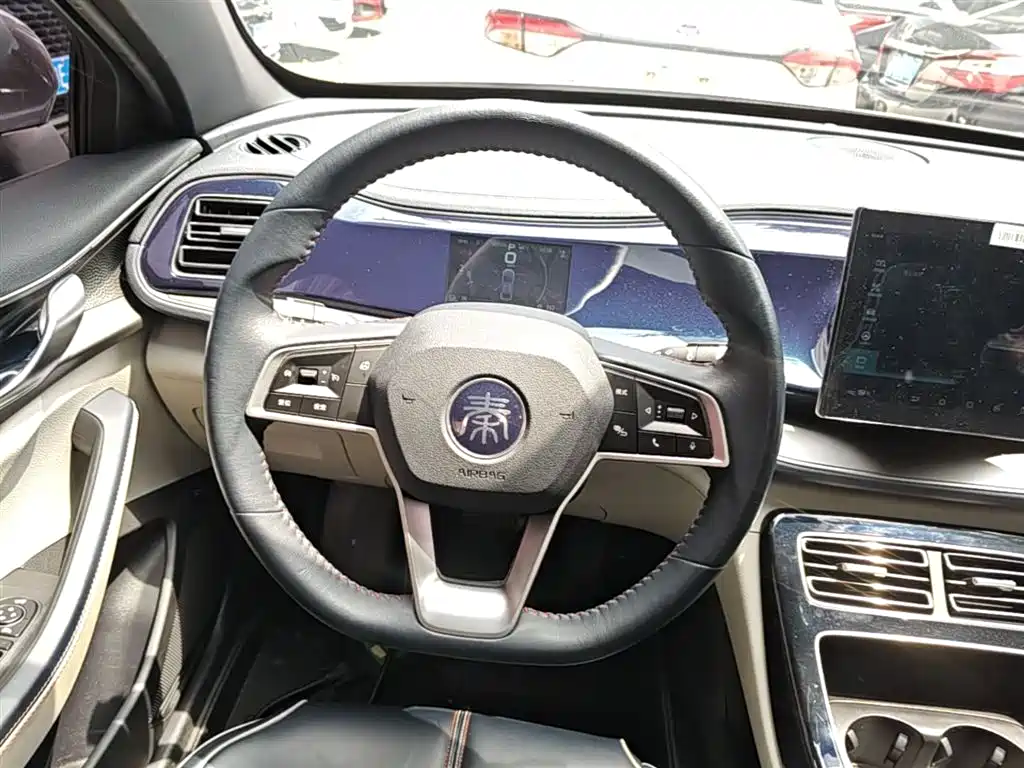 BYD Qin PLUS 2021 DM-i 55KM Flagship фото 11