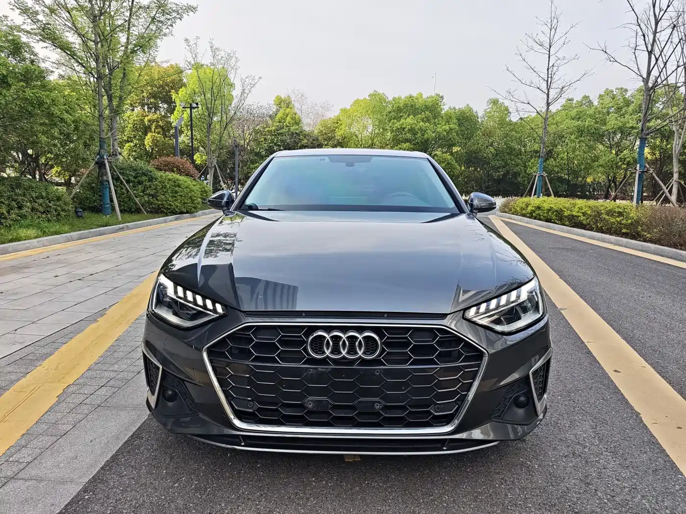 Audi A4L 2020 40 TFSI Fashion Dynamic Edition фото 2