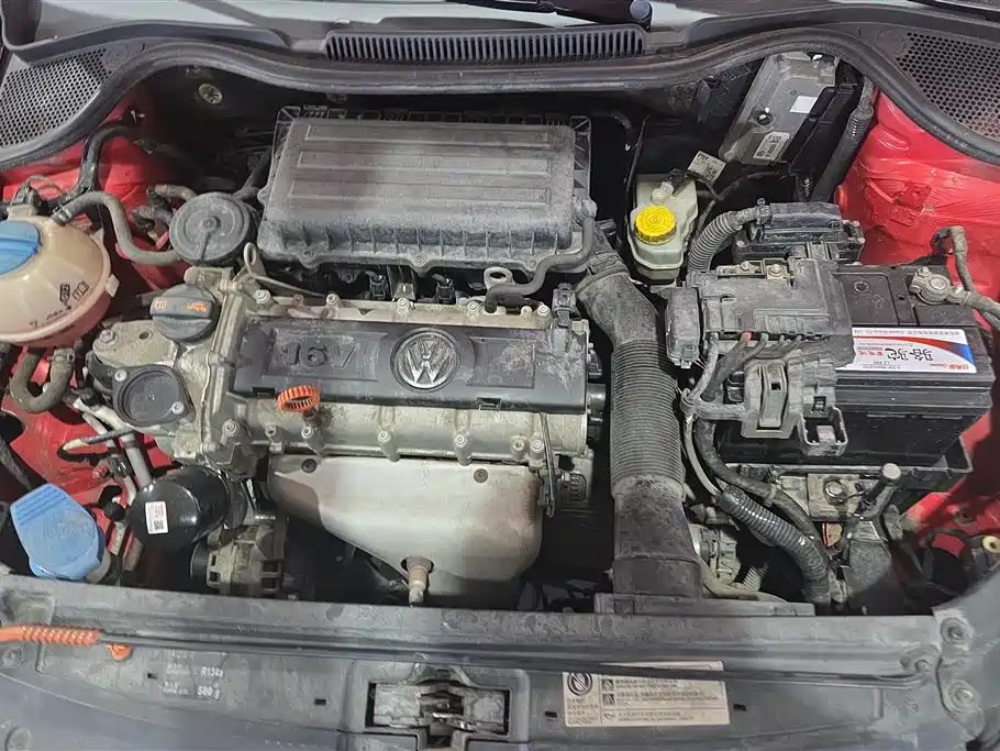 Volkswagen Polo 2013 1.6L Automatic Comfort Edition фото 10