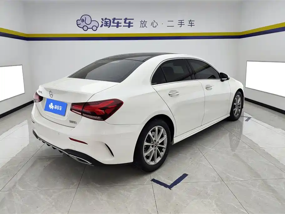 Mercedes-Benz A-Class 2022 Facelift A 200 L Sport Sedan Fashion Style фото 3