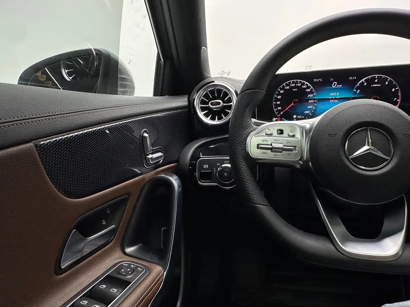 Mercedes-Benz A-Class 2020 A 200 L Sport Sedan фото 19