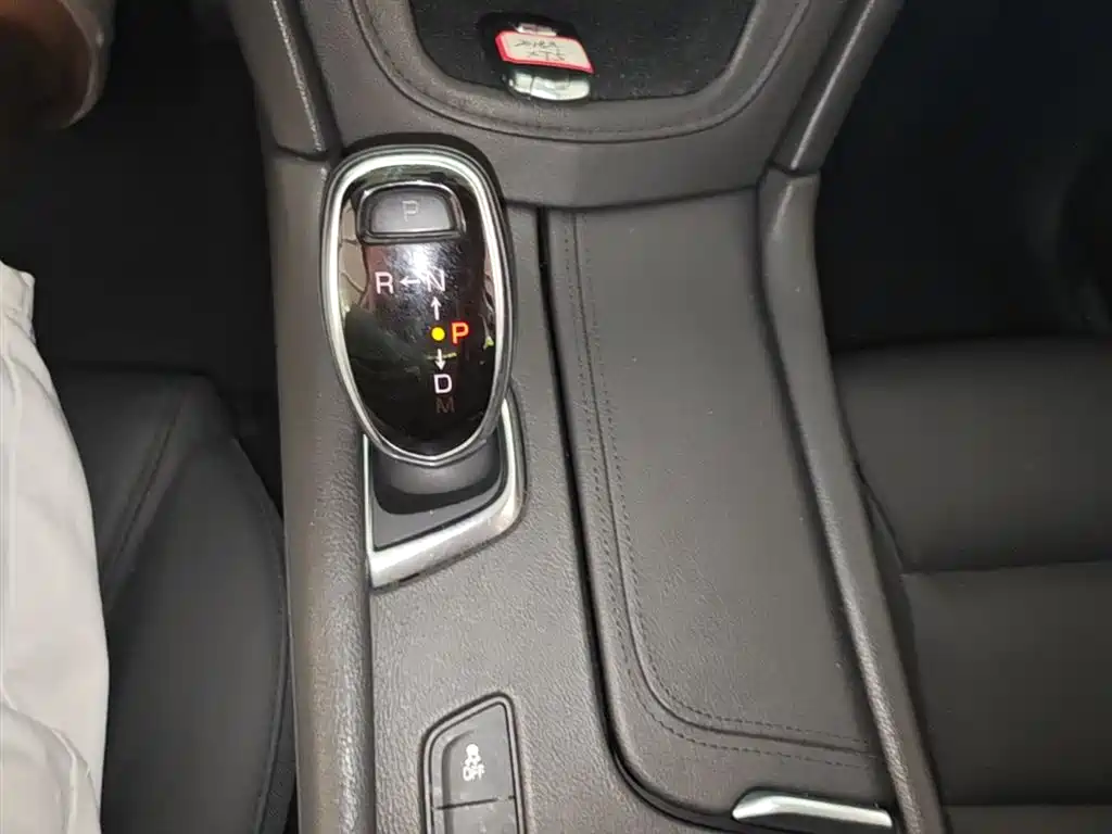 Cadillac XT5 2018 25T Luxury фото 14