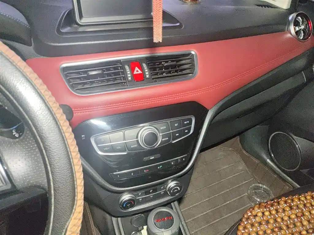 Haval H1 2015 1.5L Manual Luxury фото 10
