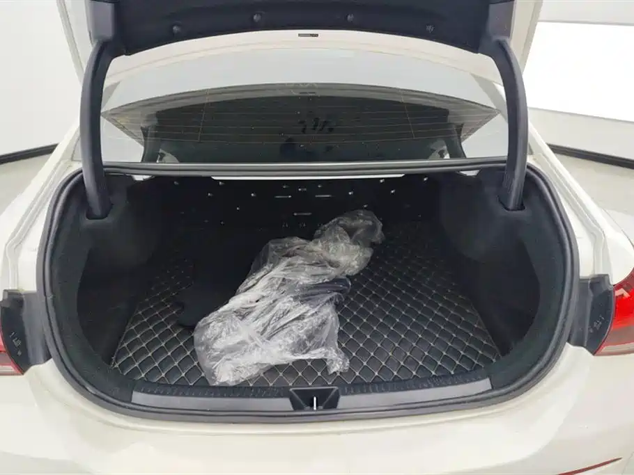 Mercedes-Benz A-Class 2022 Facelift A 200 L Sport Sedan Fashion Style фото 4