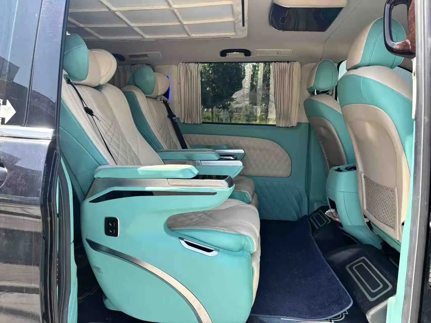Mercedes-Benz Vito 2020 2.0T Elite Edition (7-seater) фото 5