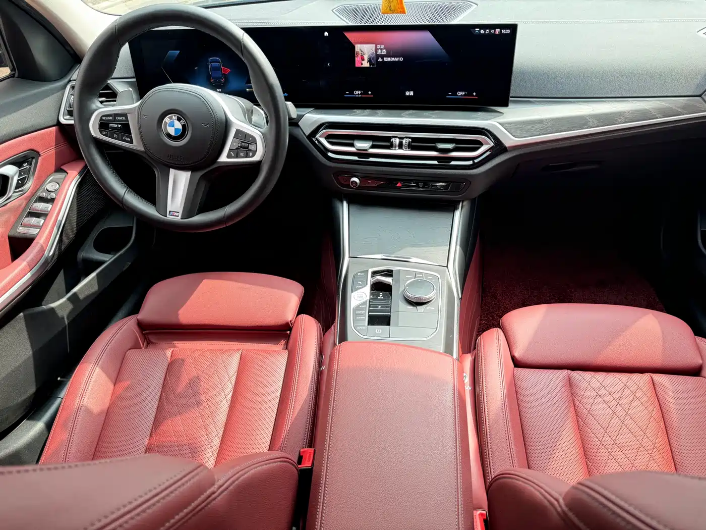 BMW 3 Series 2024 325i M Sport Package фото 8