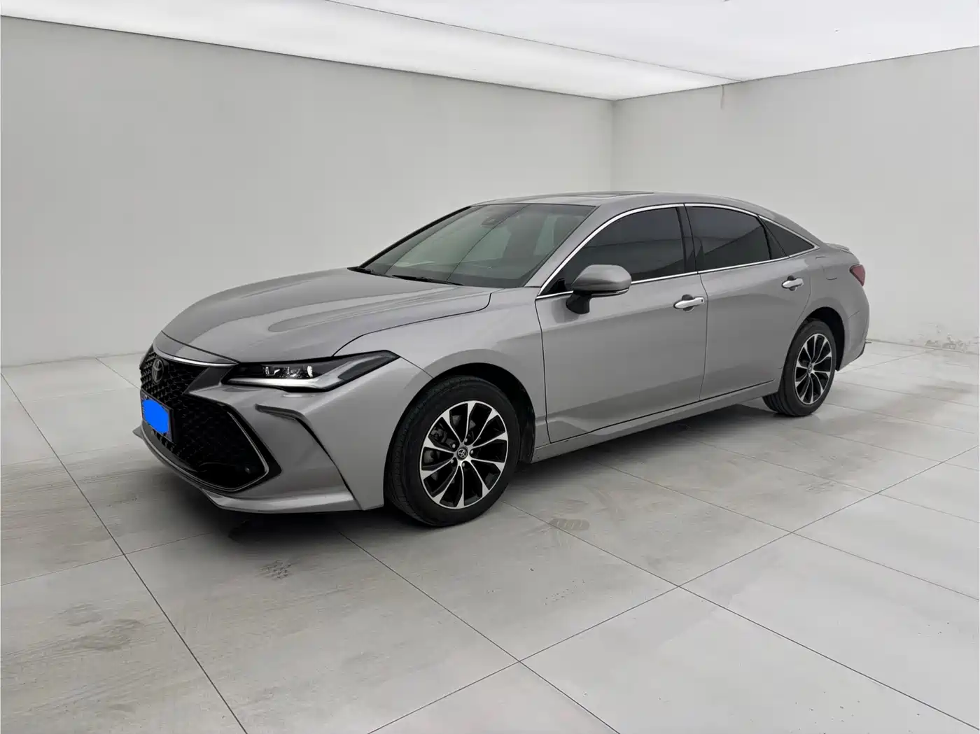 Toyota Avalon 2022 2.5L Luxury Edition фото 3