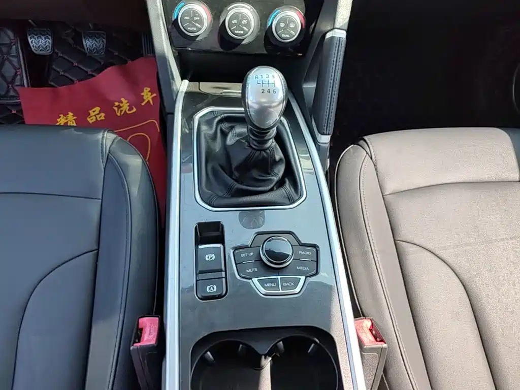 Фото 14 - Haval H6