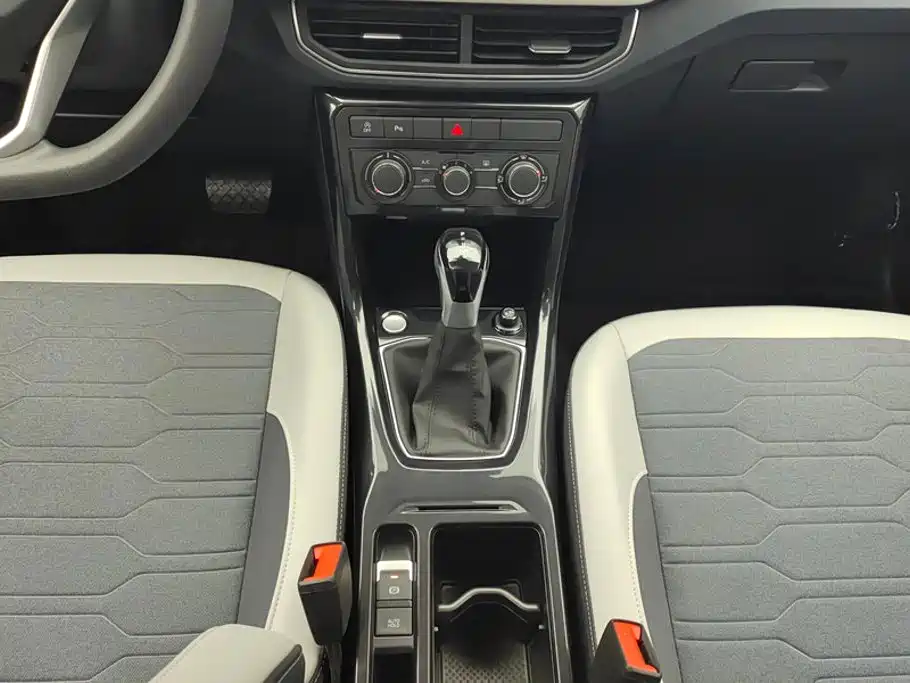 Volkswagen Tharu 2026 2026 New Sharp 300TSI Aspiration Edition